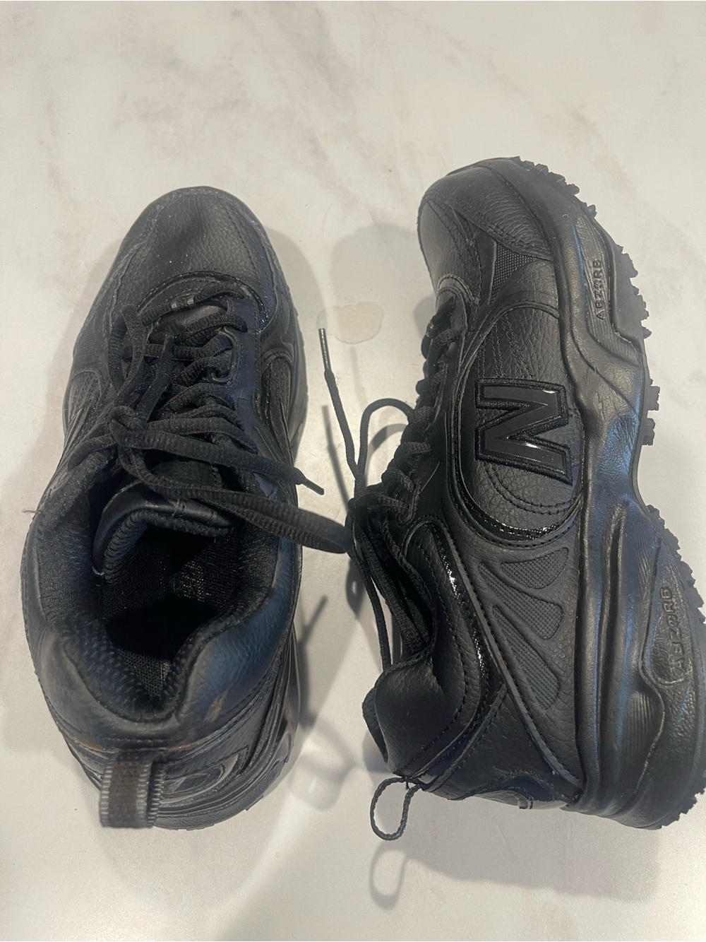 New Balance women’s Black Athletic Walking Sneakers